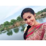Sadha Instagram - #sundaypost #torchlight #tamilcinema #kollywood #tollywood #telugucinema #southindianactress #homely #indiantradition #indianstyle #selfietime #selfieonshoot 😊
