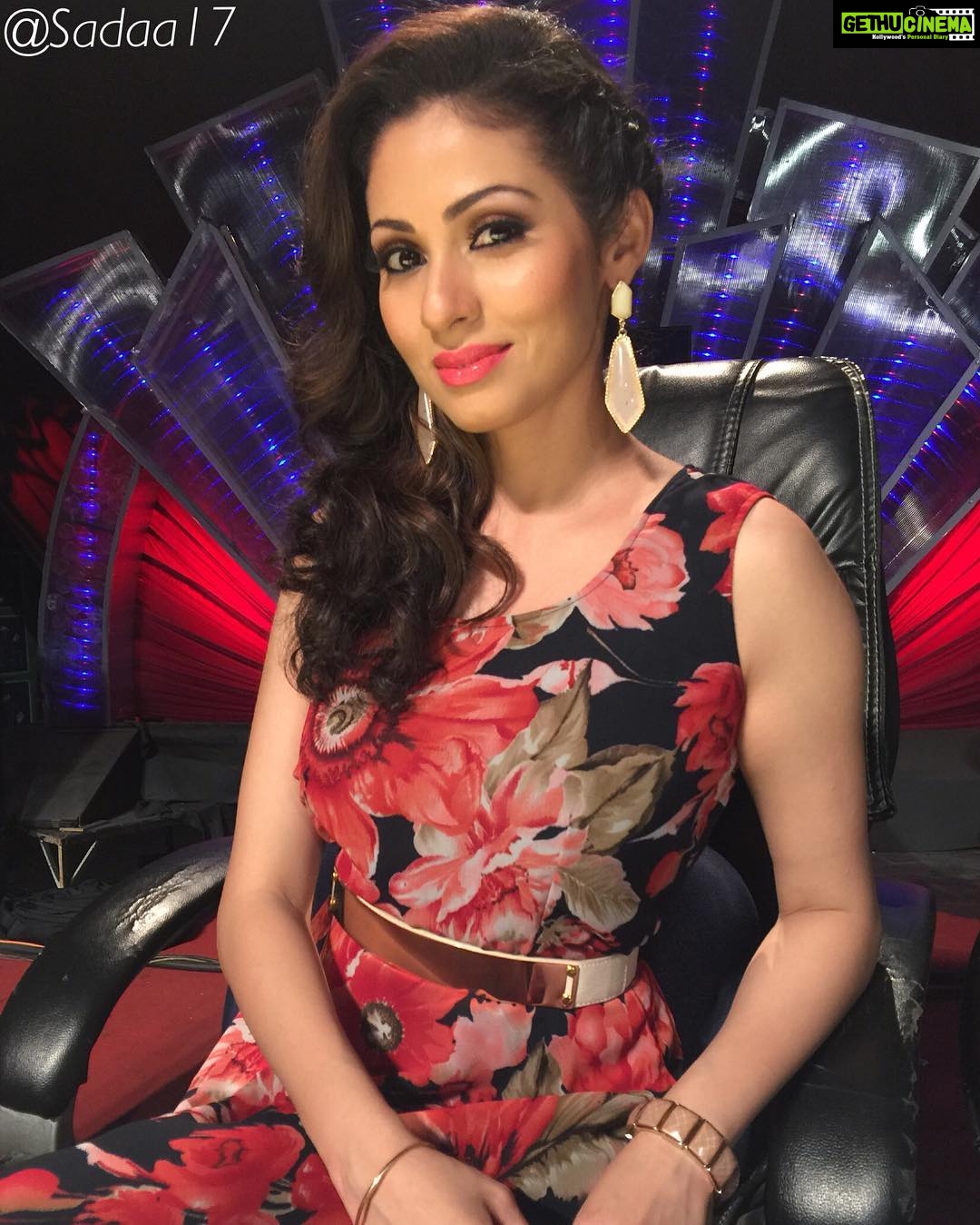 Sadha Instagram - #realityshow #danceshow #entertainment #fun #judge #lovedance 💃💃💃