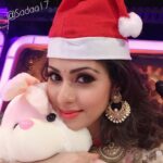 Sadha Instagram - #merryxmas 🎄🎁🎉🎊🎐