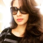Sadha Instagram - #traveltime #workmode #delayedflight #killingtime #selfietime