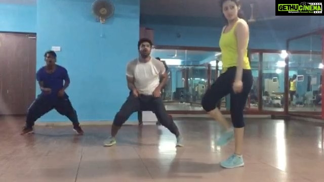 Sadha Instagram - Some more dancing with #shekarmaster 😍 #lovedance #bestexercise