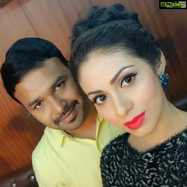Sadha Instagram - #selfie with a #longlostfriend 😄