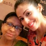 Sadha Instagram - Movie date with dearest mamma 😘 #movietime