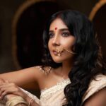 Sakshi Agarwal Instagram - Nothing Is More Impressive than a person who is secure in the unique way god made her ! Styling & Outfit @soigne_official_ Photography @rprasanavenkatesh Makeup @anupama.krishnamachari Hairstylist @the.curly.stylist Team @_iam__adnan @tisisnaveen #photoshoot #bengaligirl #bengali #feminine #girlpower #fitness #fitnessfreak