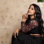 Sakshi Agarwal Instagram - You attract what you are , not what you want . if u want great then be great . Costume :- @labelswarupa Clicks :- @arvindkannanphotography Makeup :- @mua_supriya Hairstylist :- @banu_hairstylist_sareedrapist #timesofindia #award #women #womenempowerment #swag