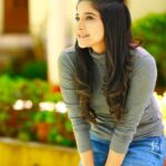 Sakshi Agarwal Instagram - Sometimes The Heart Sees What Is Invisible To The EYE .. @mehrajkj @anupama.krishnamachari @the.curly.stylist . #thenight #movie #shoot #kodaikanal #kodaidiaries #kodailife #candid
