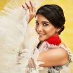Sakshi Agarwal Instagram – Shine like the whole universe is yours☺️
.

Photography @rprasanavenkatesh

Outfit, Designing & Styling @soigne_official_

Designer house @vibha_the_boutique

Makeup @deepika.nathan

Hairstyle @hairtales.by.punithavathy

Team @_iam__adnan

.
#senorita #bellaciao #spanish #trysomethingnew #pretty #frill #lace #dance #positivevibes #happygirl #instapic #instamood Chennai, India