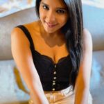Sakshi Agarwal Instagram – You cant cheat the grind,
It knows how much you have invested ,
It wont give you anything you haven’t worked for✨
.
#sakshiagarwal #nomakeup #candid #justme #mebeingme #lacetop #goldskirt Chennai, India