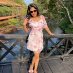 Sakshi Agarwal Instagram - Sometimes we just need some time in a beautiful space to clear our head💞 . #pink #floral #sheendress #netsleeves #myfavourite #trendy #stylish #aldo #lagoon #pinkflowers #beautifullocation #luxurytraveller The Leela Goa