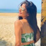 Sakshi Agarwal Instagram - Turn away in style to all your haters and embrace all your lovers🥰🥰🥰 . #cycling #cyclinglife #bicycleride #goa #freshair #greenery #floraldesign #coords #sun #holidays #goodvibes The Leela Goa