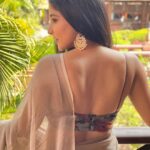 Sakshi Agarwal Instagram - We are ALL stars waiting for someone who can handle our Supernova❤️ . @swaadh @swapnaareddyofficial @fab_by_faiza @yoursethnically . #saree #innerpeace #happyvibes #goa #holidays #traditional #jhumkas #pretty #kollywood #sakshiagarwal ITC Grand Goa