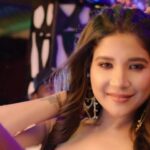 Sakshi Agarwal Instagram – Here is the Promo Video of #YoBaby 

Get Ready to Celebrate New Year With Full of  Positivity & Happy Vibes ! 

Full Video song Releasing In YouTube on Dec 30th at 6pm ..

@kingpictures567 @gowri.sankar @tr.bala @choreographer_sridhar @zeroglycerinluv @rakeshambigapathyofficial
@sundar.nc @EditorGowtham @standy_choreographer 
@rayappmusic.movies @tisisnaveen @preethiartistry
.
#yobaby #musicvideo #musicalbum #singletrack #kollywood #dance #newyearsong #sakshiagarwal #biggboss #kollywoodsong #dancenumber