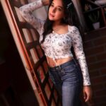 Sakshi Agarwal Instagram - Do not let the behavior of others destroy your inner peace❤️💞💫 . #candid #natural #sakshiagarwal #behavior #inner #peace Chennai, India