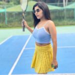 Sakshi Agarwal Instagram - Next shot is more important than Last mistake🎾 . #tennis #tennisskirt #sakshiagarwal #sports #holidays #loveforsports #burncalories #tenniscourt #tennisgirl #tennislove #sundayvibes #sundayfunday The Leela Goa