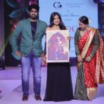 Sakshi Agarwal Instagram - Thank you for giving me #HeartThrob of the year award @razzmatazzweddingawards . Thank you @tamarachennai for the beautiful outfit and @hairandmakeupbynive for the lovely makeover❤️ . @joemichael.official @chandinikhanna_0101 @ramskrizphotography @viji_sharath @makeup_sharathbhushan for the #VeluNachiyaar look❤️ @vm.cinemas @galatta_media ITC Grand Chola Hotel