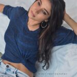 Sakshi Agarwal Instagram - Show up in every moment like you are fully meant to be there💕 . Photography :- @irst_photography @tisisnaveen . #candidphotography #homeclick #sakshiagarwal #realme #biggboss #lazysunday #moodoftheday #chilling Chennai, India