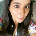 Sakshi Agarwal Instagram – Chennai Makkale
.
Staystrong!
Staypositive❤️❤️❤️
.
#nivar #nivarcyclone #chennairains Chennai, India