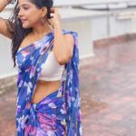 Sakshi Agarwal Instagram – Let the Rain wash away all the pain of yesterday💞
.

#chennai #rain #chennaiweather #raingod #candid #happy #love #feelinggood #staypositive #rainyday #saree #sareelove
.
@elegant_fashion_way Chennai, India