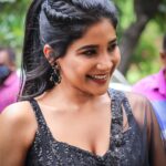 Sakshi Agarwal Instagram – Just me and my happiness in black❤️
.
#aranmanai3 #pressmeet #candid #goodday #myfavoutfit❤️
.
@sensphotography_ Chennai, India