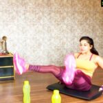 Sakshi Agarwal Instagram - Good evening sweethearts , I have included 8 very simple workouts using two 1 L water bottles( definitely not glass bottles 😝) for a complete body workout and obviously ABS/CORE Burn. . I had a lot of fun doing this workout , I am sure you are going to love it too, but you really have to be consistent for an obvious result, but trust me you will feel the stretch with this. I have been eating a lot and so extra workout to burn it off🔥 . Lets go, what are you waiting for? Repeat all of it (15*3) . #hiit #waterbottleworkout #homeworkout #stayhome #stayfit #fitfam #fitness #morivation #workout #abs #core #strength #instafit #puma @puma Chennai, India