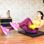 Sakshi Agarwal Instagram - Good evening sweethearts , I have included 8 very simple workouts using two 1 L water bottles( definitely not glass bottles 😝) for a complete body workout and obviously ABS/CORE Burn. . I had a lot of fun doing this workout , I am sure you are going to love it too, but you really have to be consistent for an obvious result, but trust me you will feel the stretch with this. I have been eating a lot and so extra workout to burn it off🔥 . Lets go, what are you waiting for? Repeat all of it (15*3) . #hiit #waterbottleworkout #homeworkout #stayhome #stayfit #fitfam #fitness #morivation #workout #abs #core #strength #instafit #puma @puma Chennai, India