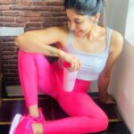 Sakshi Agarwal Instagram - You will never grow unless the fear of staying the same is greater than the fear of change💞💞💞🎯🎯🎯💥💥 . #workout #fitness #pink #motivation #fitfam #instapic #mood #happy #vibes Chennai, India