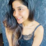 Sakshi Agarwal Instagram - Be enough for yourself first! The rest of the world can wait❤️🔥 . #nomakeup #morningvibes #happy #glowup #nofilter #sakshiagarwal #goodmorning #lockdown Chennai, India