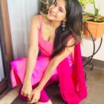 Sakshi Agarwal Instagram - Somedays you just have to create your own Sunshine💞 . #quarantine #stayhome #pink #traditional #ethnic #kollywood #mollywood #sakshiagarwal #love #instadaily #instagood #instamood #instapic Chennai, India