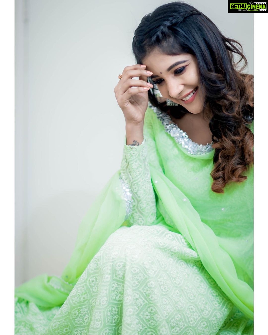 Sakshi Agarwal Instagram - Eid Mubarak to all my friends💞💓 Chennai, India