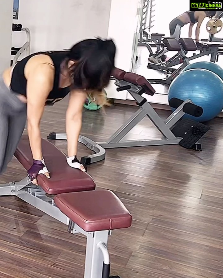 Sakshi Agarwal Instagram - Boost your muscle strength and feel super Confident! Workout 1: 1.Lats front and back Training your lats, like all muscles in the body, helps to promote good health and to build the strength you need to lift, perform and carry your body with confidence. Workout 2: 1.Bench Hop- Jump These are great for@power, speed, coordination and conditioning. 2.Mountain climber/reverse Glute Kick back You can literally feel your glutes toning up and ‘feel the burn’ Workout 3: 1. Hyper extension Performing the back extension exercise will increase your ability to coordinate movement through your lower back. Other improvements include a stronger back and a back that has more endurance. Overall, these positives lead to better overall back posture, important for the prevention of back injury. 2.Chest Press Upper body strength . #quarantine #workout #strength #core #abs #upperbody #sakshiagarwal #workout #fitness #routine #motivation Ps: I am keeping myself positive during this crazy time by working out , learning cooking, music etc and since you all have been so sweet asking me about my routine , I would love to share and help❤️❤️ Chennai, India