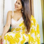 Sakshi Agarwal Instagram - Soul full of sunshine🌼 . Outfit by : @pretty.bride Tamil Nadu