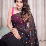 Sakshi Agarwal Instagram - Just stop doubting yourself, Work hard And Make it happen❤️🔥 . Hard work never fails . @galattadotcom @artistrybyshanu @mani_hairstylist @camerasenthil @vm.cinemas @mabia_mb @bymi_boutique . #sareelove #traditional #ethnic #galatta Chennai, India