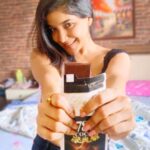 Sakshi Agarwal Instagram – Come , Lets fall in Love🤎🍫
.
#chocolate #foryou #love #darkchocolate #chocolicious #stayhome #staysafe #quarantine
