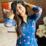 Sakshi Agarwal Instagram - Its not about how much you do, But how much you put into what you do that counts❤️❤️ . . . Right now lets just be home and chill🔥🔥 #quarantine #sakshiagarwal #chill
