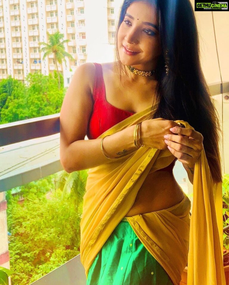 Sakshi Agarwal Instagram - When you are a pure soul, You don’t loose people, People loose you🥰🔥 Chennai, India