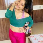 Sakshi Agarwal Instagram - Do you trust your next chapter??? I do, coz I know the author! . You can Direct your life into whatever you want to make of it . Guys come-on, put on your thinking caps🧘‍♀️ or your work out gloves 🏋🏻‍♀️or your best clothes 👗👠or your aprons 👘 and do whatever it takes to make you happy🥰 . #quarantine #workout #staysafe #stayhome #nofilter #nomakeup
