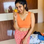 Sakshi Agarwal Instagram - Did you get your Vitamin-C today? . Orange -my happiest colour, fruit and mood! . Boost your immune system this Quarantine! #fitness #quarantine #dontgiveup #savage #workoutgoals #boost #immunesystem #vitaminc #orange #immunityboost #healthy