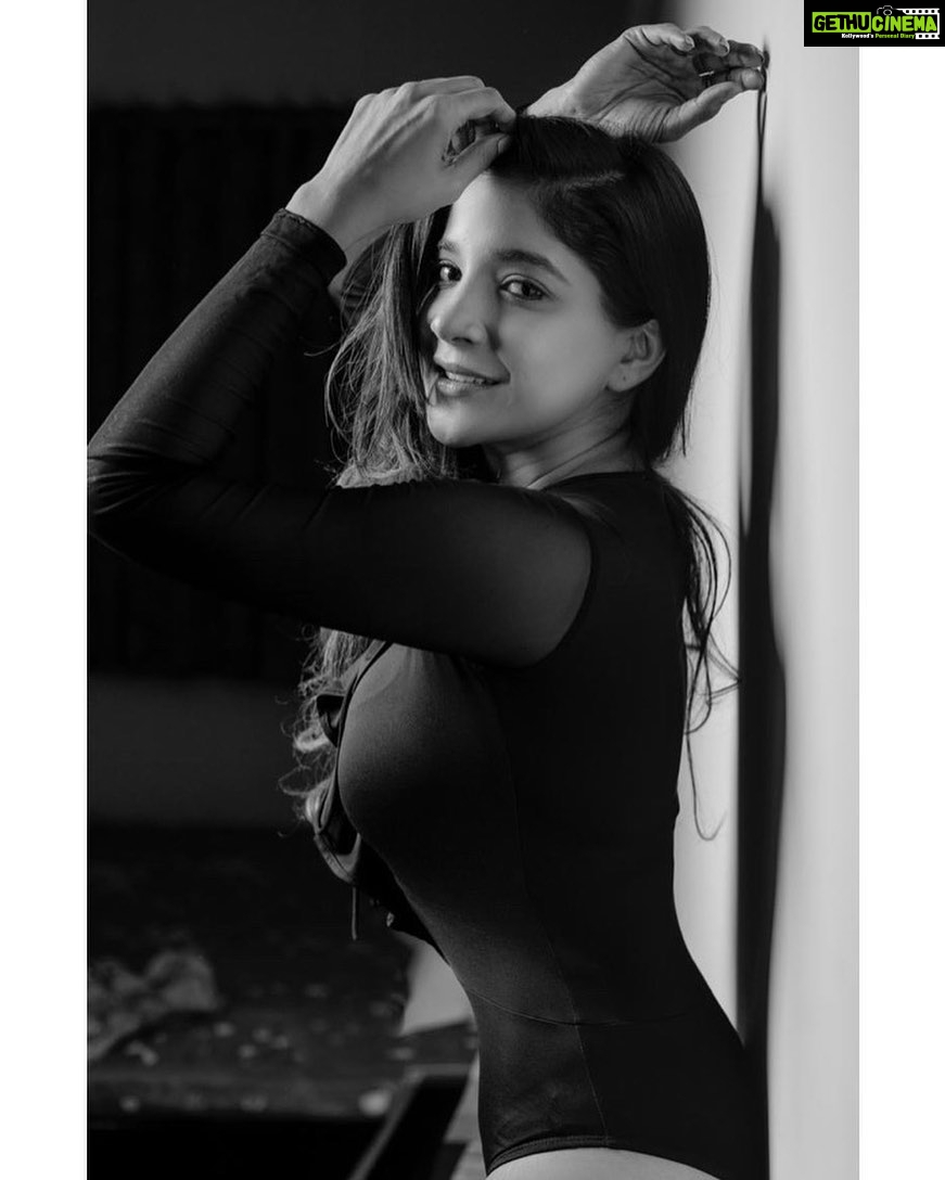 Sakshi Agarwal Instagram - By doing what you love, You inspire and awaken hearts❤️ @kiransaphotography Chennai, India