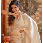 Sakshi Agarwal Instagram - A Garden of Love can grow based on how kind you are to others🌸 @mabia_mb @maheshwarun.photography @fathi_hairandmakeup @pushplatahairandmakeup @teamaimpro #pongal #vikatan #saree #traditional #festival Chennai, India