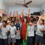 Sakshi Agarwal Instagram - It was my pleasure to meet the kids & I noticed that these kids have a lot of talent in them . Now , It feels very happy than anything else :-) @ekantastudio @karthikakphotography
