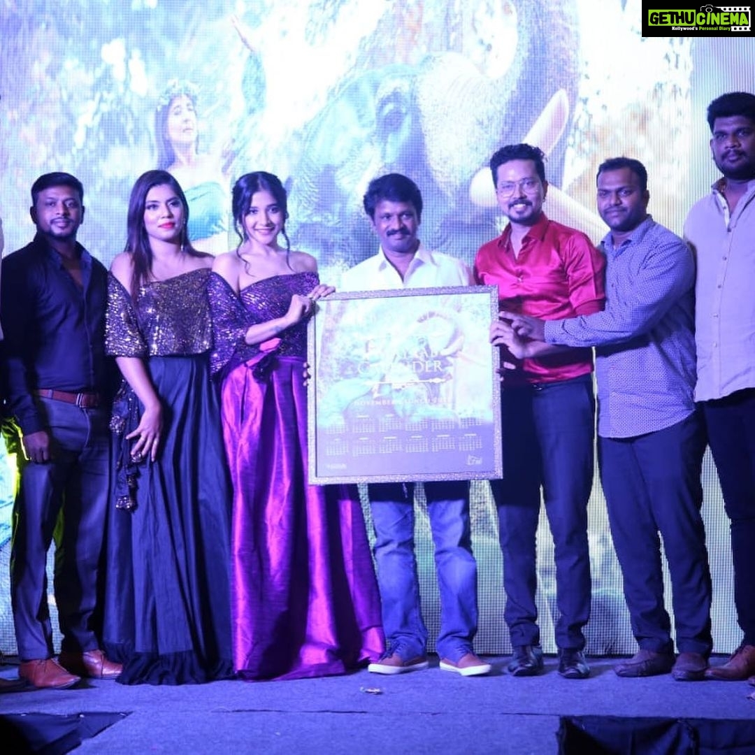 Sakshi Agarwal Instagram - I'm so happy to launch our #Naayaab Calendar 2020 . it was an awesome moment when @cherandirector Anna , @namita.official mam , @itssujavarunee & my buddy @athulyaofficial graced the event with their presence . Luv u all :-)