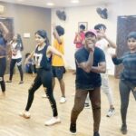 Sakshi Agarwal Instagram - Rehearsals❤️❤️ #biggboss #biggbosstamil #kondattam @vijaytelevision @hotstar #biggbosstamil3 #dance #vijaytv #sakshi #sakshiagarwal