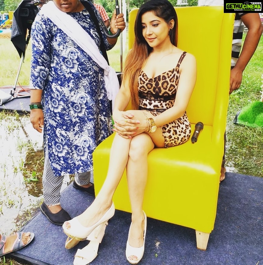 Sakshi Agarwal Instagram - ❤️❤️❤️ In my world leopard is a colour❤️❤️❤️