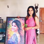 Sakshi Agarwal Instagram - You may not think you have a good memory, But you do remember what's important to you. Thanks Much for giving me my good memories in a Single Frame @icandy_gifts 😊♥️. Thanks for This Amazing surprise Gift @_dhinesh_siva_ You May reach more heights. Best of luck Team @icandy_gifts 😊🎁🎁 #sakshiagarwal #icandygifts #love #icandygifts&frames #bigbosstamil #bigboss #bigboss3