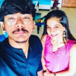 Sakshi Agarwal Instagram - You may not think you have a good memory, But you do remember what's important to you. Thanks Much for giving me my good memories in a Single Frame @icandy_gifts 😊♥️. Thanks for This Amazing surprise Gift @_dhinesh_siva_ You May reach more heights. Best of luck Team @icandy_gifts 😊🎁🎁 #sakshiagarwal #icandygifts #love #icandygifts&frames #bigbosstamil #bigboss #bigboss3