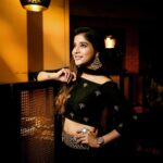 Sakshi Agarwal Instagram - 🖤Black🖤 #biggboss3 #biggbosstamil #biggboss