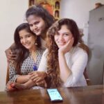 Sakshi Agarwal Instagram - What can get better than bonding over food with loved ones! @cherandirector @_mylifesbeautiful_ @sherinshringar #family #friends #love #food #bonding #momentslikethese #neverchange #truelove Nungambakkamm