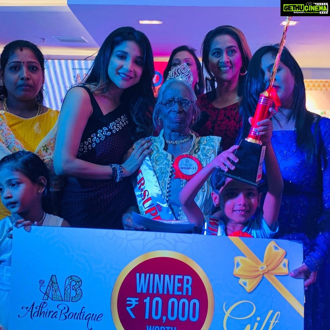 Sakshi Agarwal Instagram - Thank you #pondicherry for all the love and support❤️Lovely event #pondicherrydiaries🌴 @fab_faizaaestheticboutique @pushplatahairandmakeup The Providence Mall