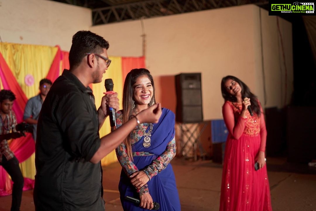 Sakshi Agarwal Instagram - Loved being here! Thank you guys @madras_institute_of_technology @mit1athenaeum @deepak_durai_photography @swaadh @pushplatahairandmakeup @parambaryam #sakshiagarwal #college #culturals #award #lovelyresponse