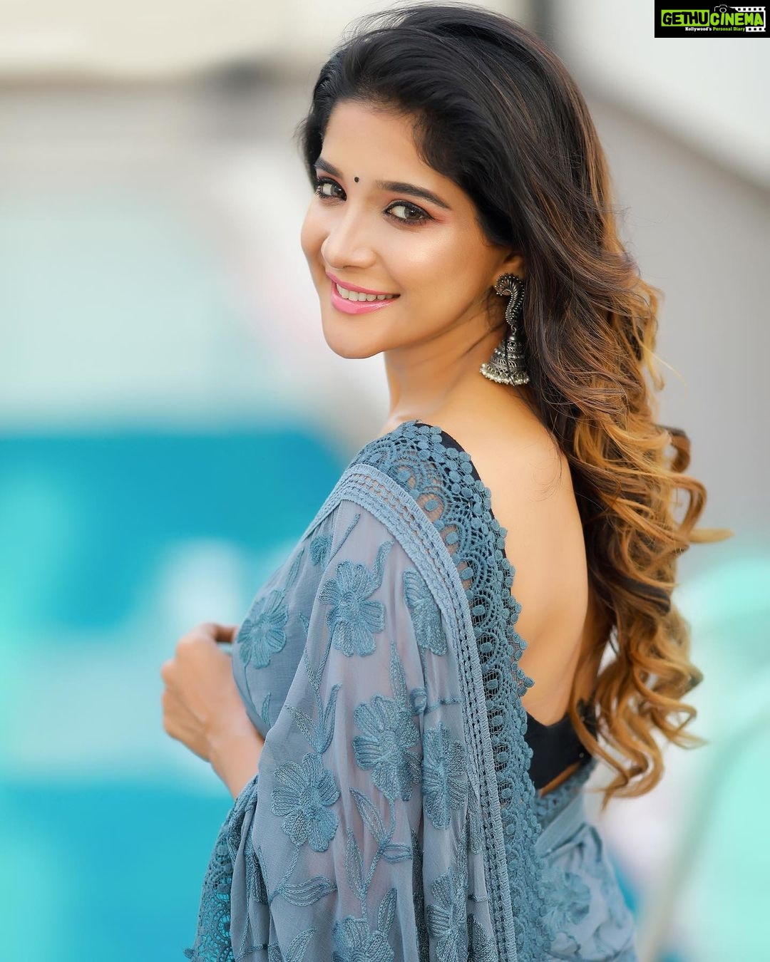 Sakshi Agarwal Instagram - Upgrade your conviction to match your destiny! @deepak_durai_photography @artistrybyolivia @tassella_hmua @sairam_krishnan @proyuvraaj